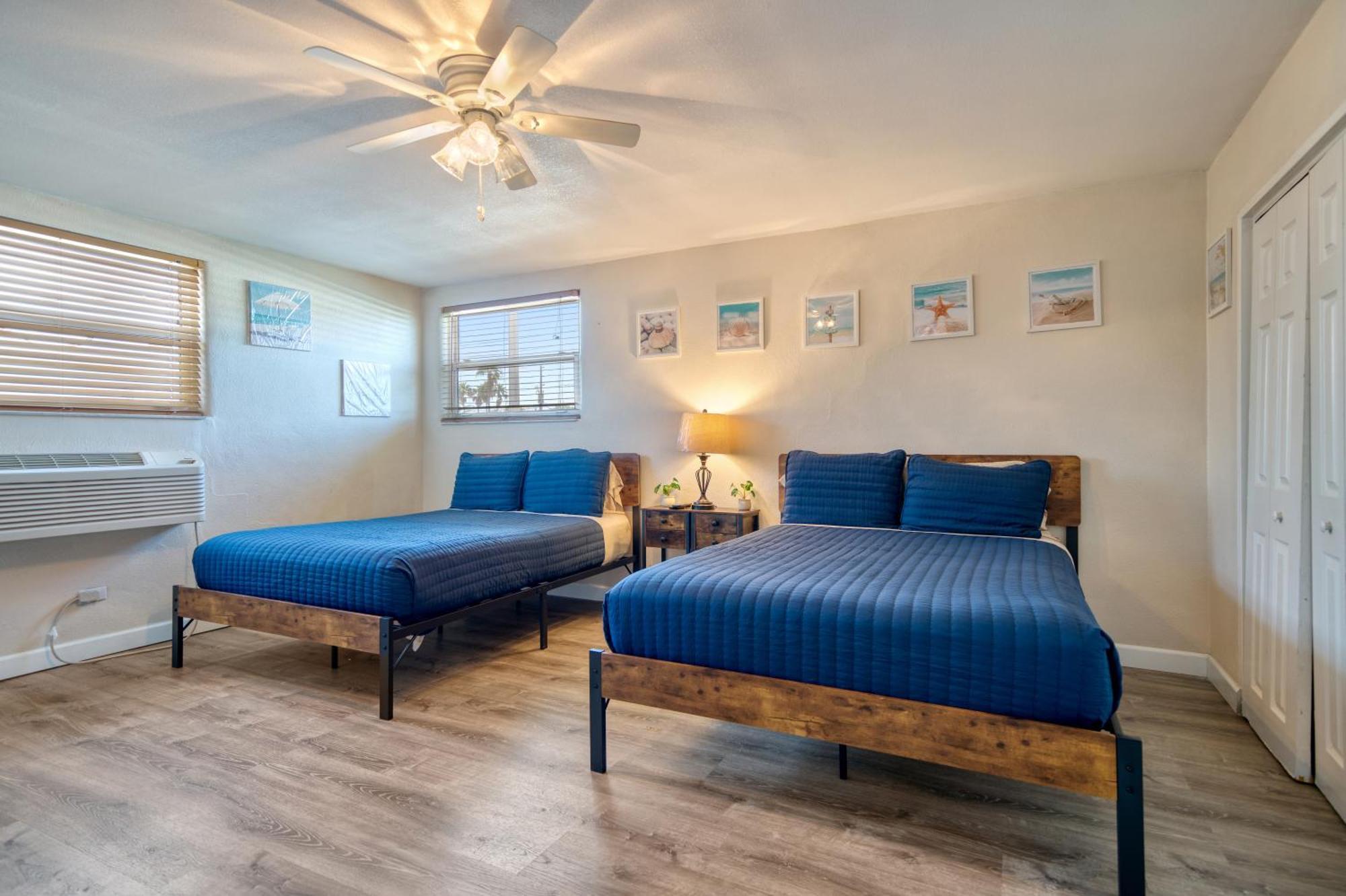 Camelot Beach Suites Клиъруотър Бийч Екстериор снимка